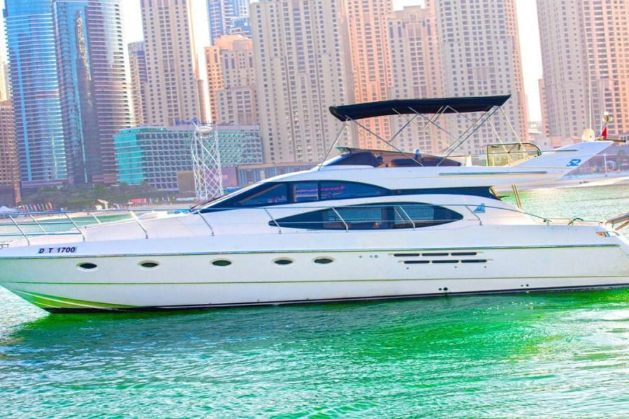 Yacht 63ft Boat – 30 People
