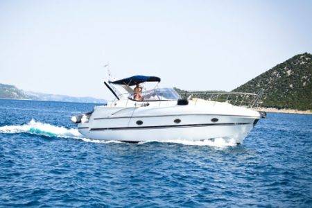 Yacht 35ft Boat – 12 People