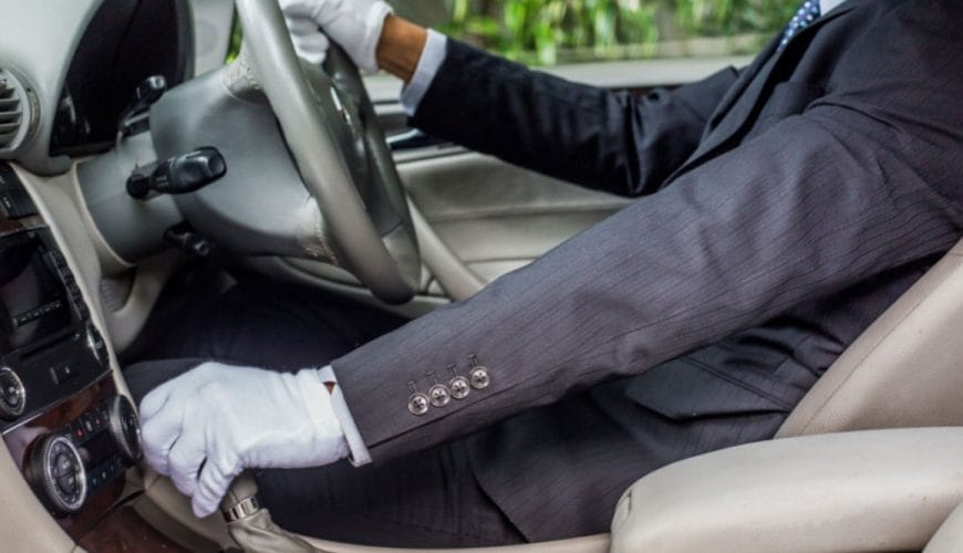 Make your Dubai trip unforgettable and smooth: Hire the best monthly chauffeur service Dubai