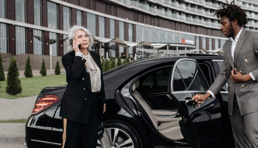 Luxurious Monthly Chauffeur Services In Dubai