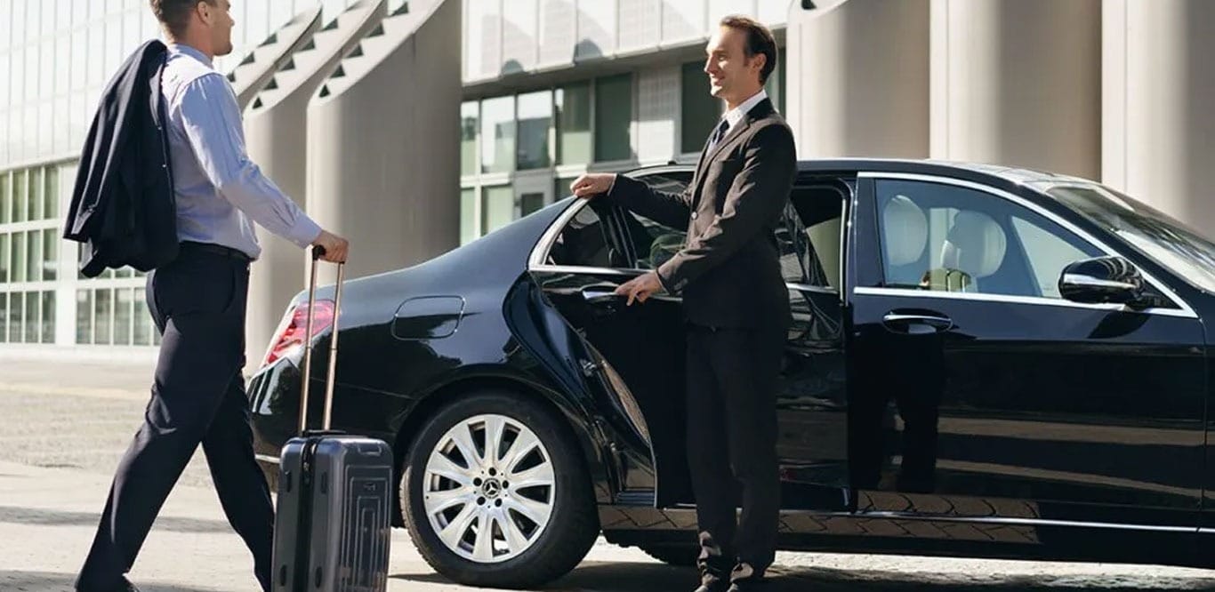 Take an Unforgettable Experience with Matchless Chauffeur Service