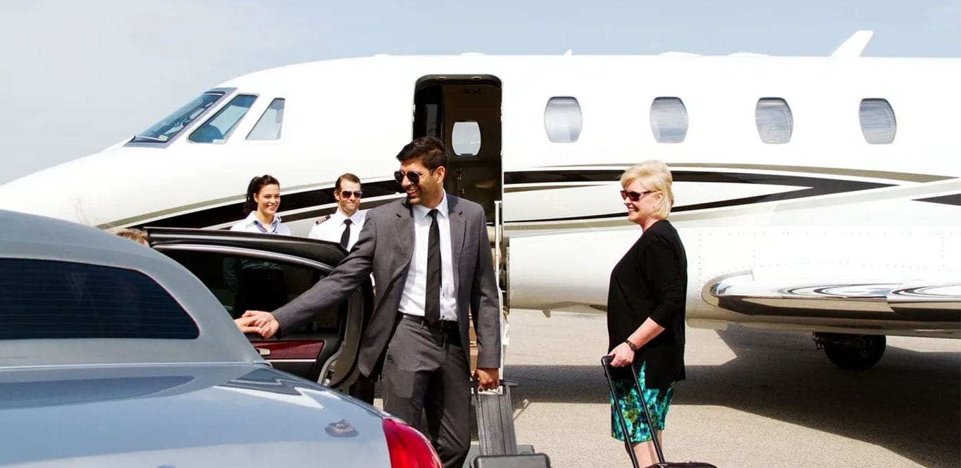 Make Your Journey Unforgettable with the Aid of Chauffeur Service