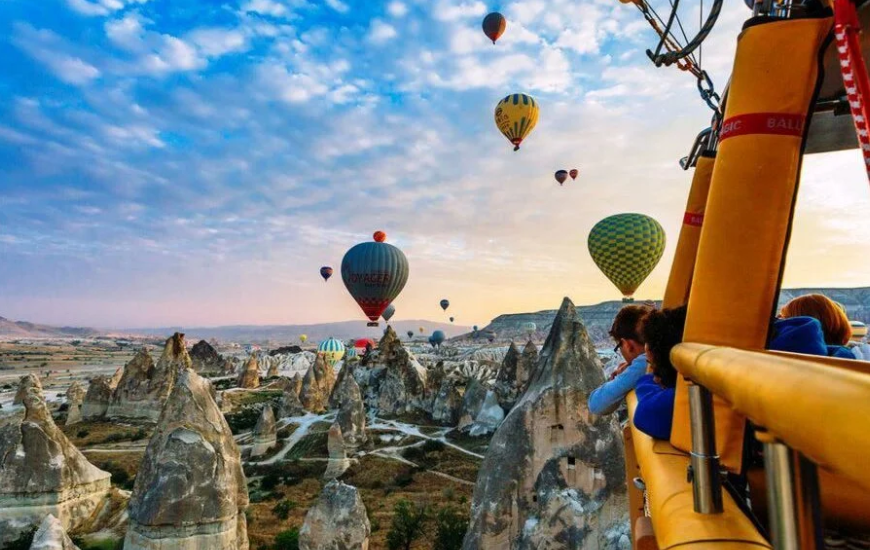 The Growing Momentum of Turkey Tours: Experience Elegance and History with Travellerspedia