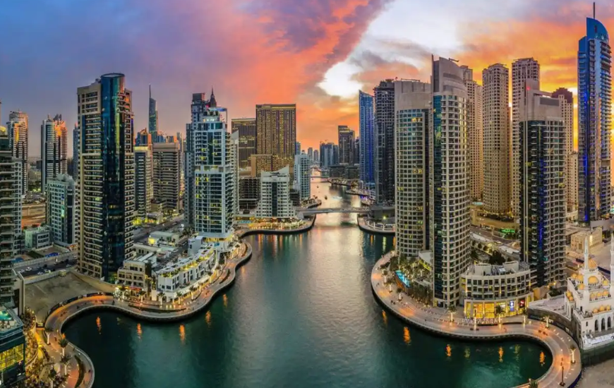 Ultimate Dubai Tour & Excursion Attractions Guide Discover the City of Dreams with Travellerspedia